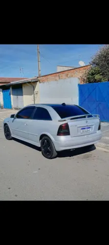 Chevrolet Astra 2.0/ CD/ Sunny/ GLS 2.0 8V 3P 2001