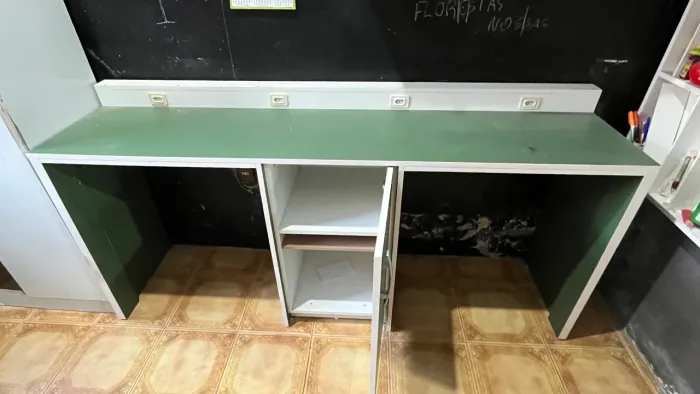 Mesa para estudos 