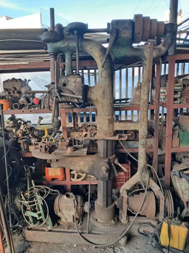 Máquina de furar de coluna trifásico