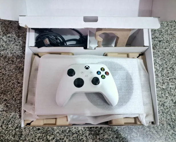 Promoção Xbox Series S 1TB (512GB + SSD 512GB WD BLACK)(ACEITO CREDISHOP)