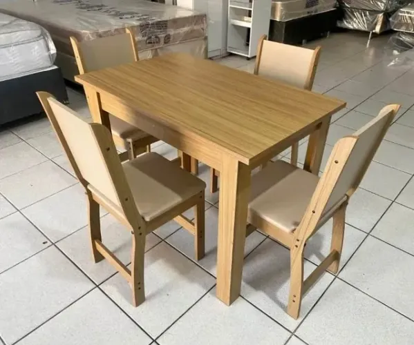 mesa de jantar 4 lugares+ entrega imediata