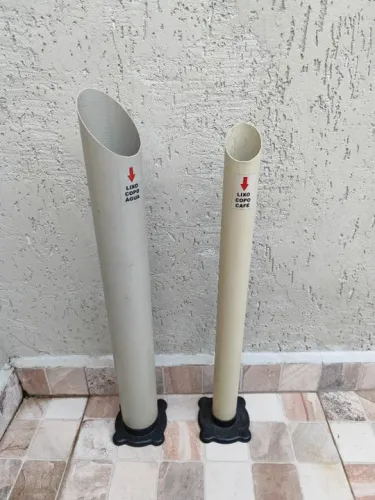Lixo / Porta Copo de Agua e Cafe em PVC