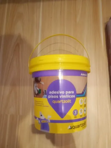 Adesivo para piso vinílico