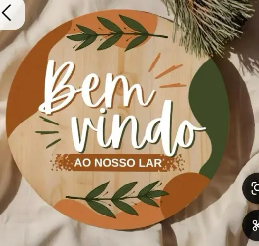 Placa de madeira Bem-vindo ao nosso lar