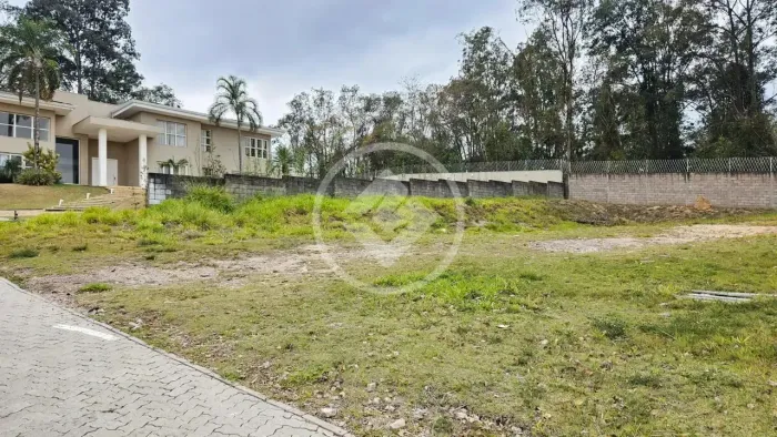 Terreno a venda com 800mts no Condomínio Europa em Vinhedo codigo: 156259