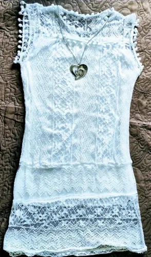 Vestido de renda branco