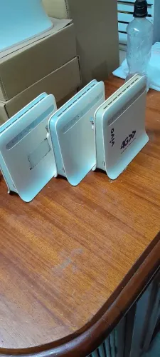 Modem roteador 4g ZTE branco