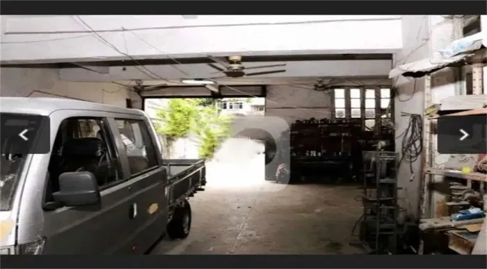 Vendo Galpão coberto e muito espaçoso com 193m² frente para rua