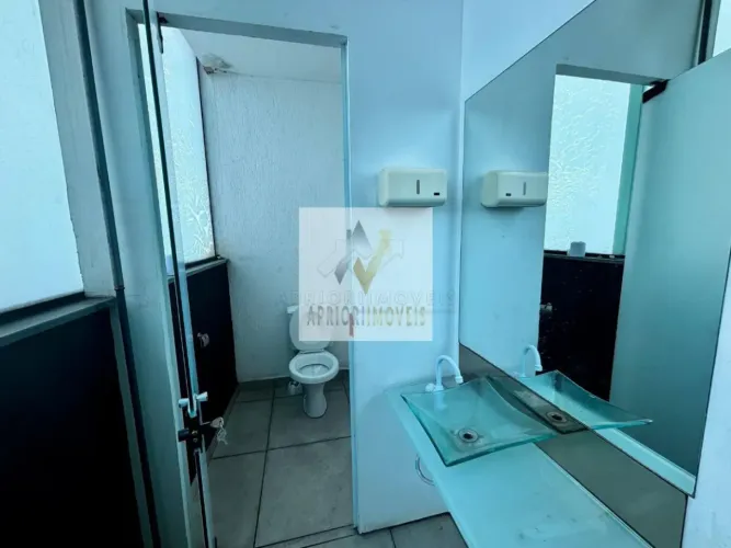 Salão comercial para locação, 250m² na Vila Eldízia - Santo André/SP