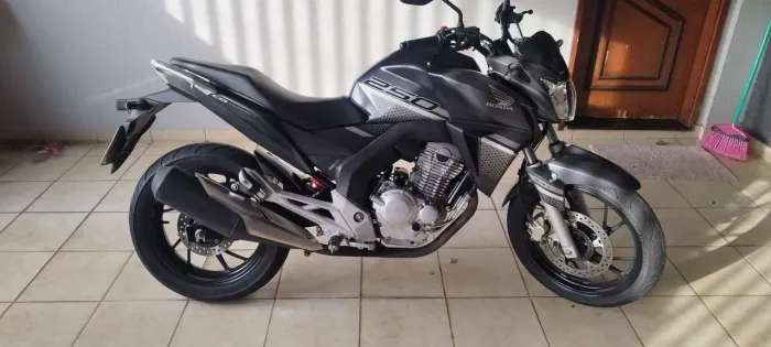 CB TWISTER 250