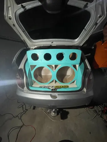 Vendo montagem de som , troco por driver D405