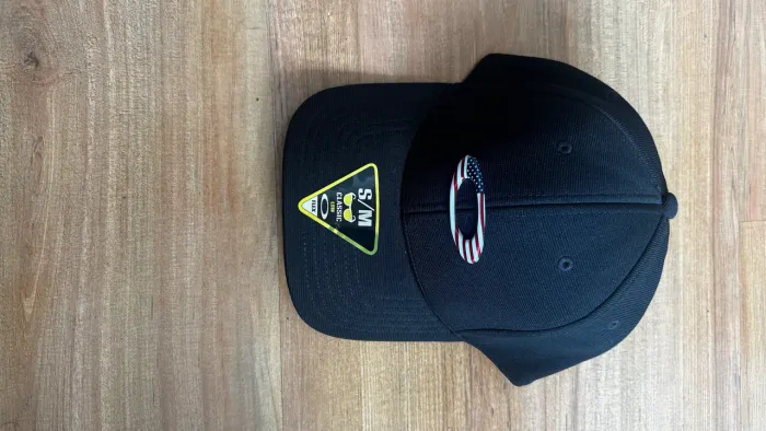 boné Oakley coleção de 2017 oakley eua  tincan preto  eua  novo com etiqueta