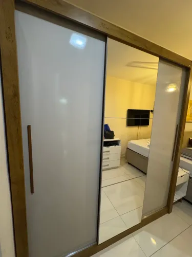 Guarda roupa