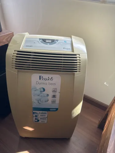 Ar Condicionado Portátil Piguino DeLonghui PAC C105