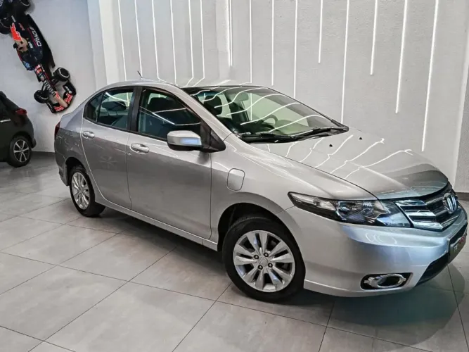 Honda City Sedan LX 1.5 Flex 16V 4P Aut. 2013