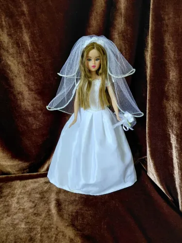 Boneca Susi Noiva edição especial