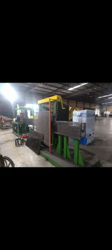 Máquina para produção de treliça