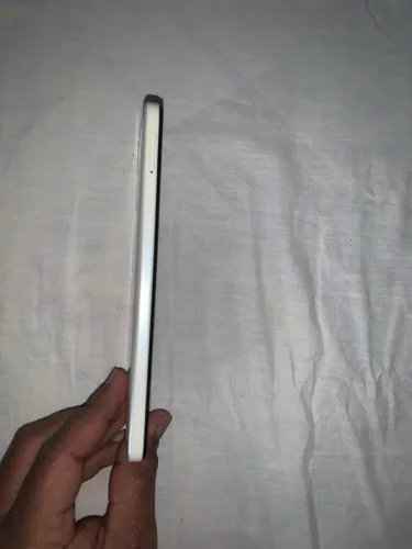 Motorola E13 (Leia abaixo)