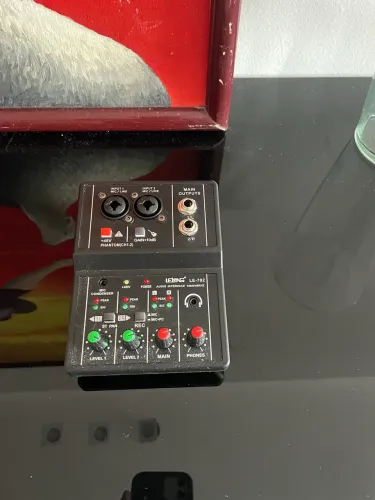 Mesa de som Teyun Q-12