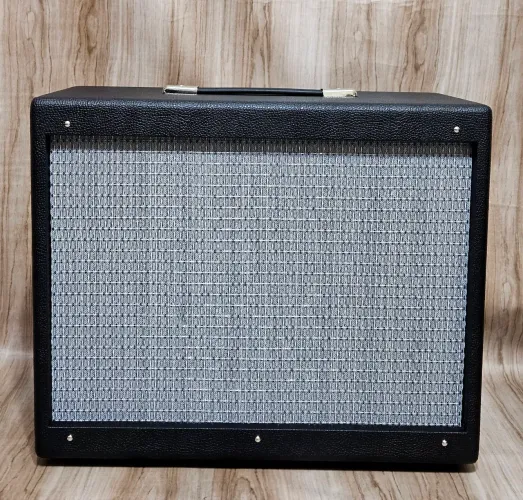  Caixa gabinete 1x12 Estilo Fender NOVO (SEM FALANTE) 