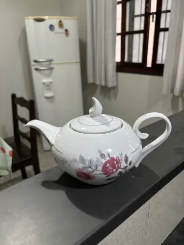Chaleira porcelana 