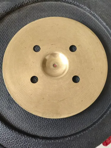 Pratos de bateria