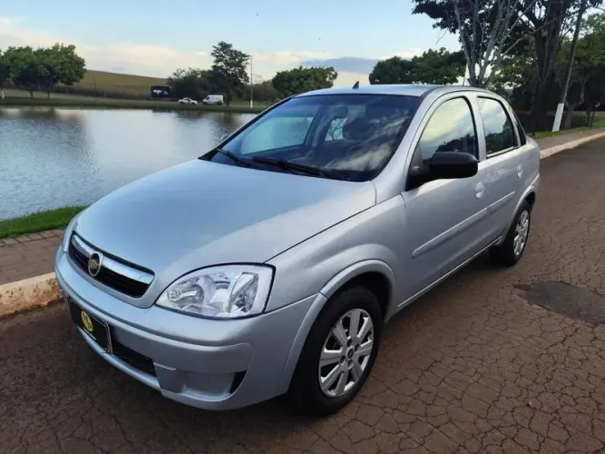Chevrolet Corsa Sed. Premium 1.4 8V Econoflex 4P 2010