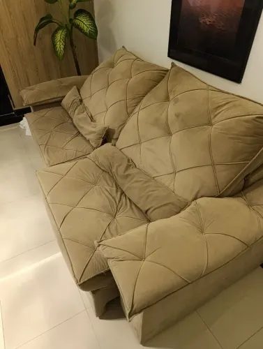 Sofá Retrátil super novo