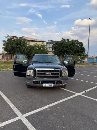 Ford F-250 XLT 4.2 TB Diesel 2004