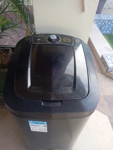 Tanquinho 20 kg semi novo