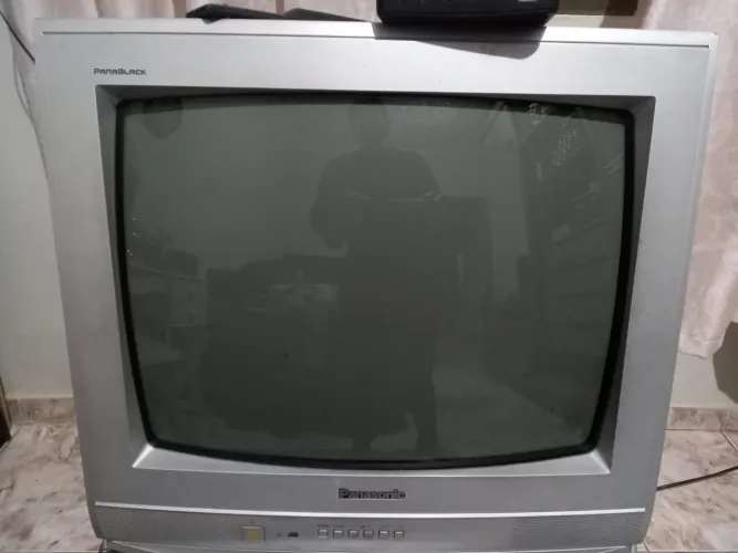 Tv barata 20 polegadas com convensor