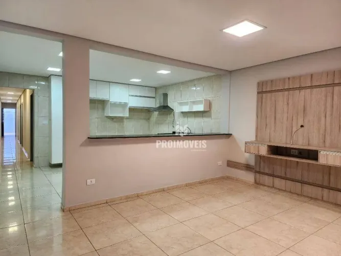 Casa com 3 dormitórios para alugar por R$ 3.062,09/mês - Vila Santa Maria - Americana/SP