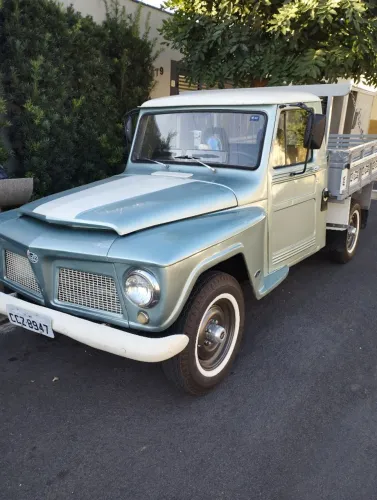 Ford F-75 4X2 2.6 V12 1971