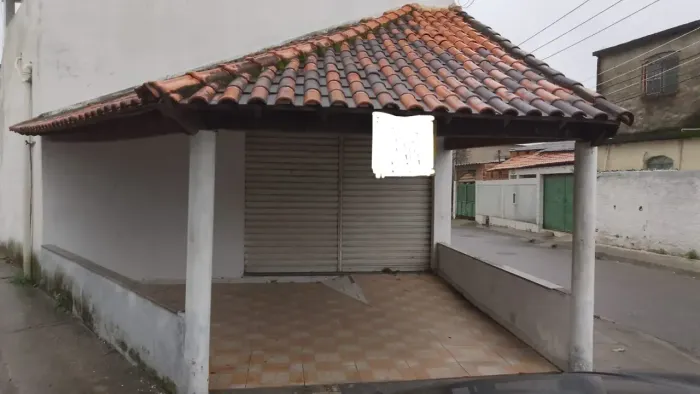 Loja e sobrado comercial na praia da Brisa com 250 metros 2 banheiros novinho escutasse