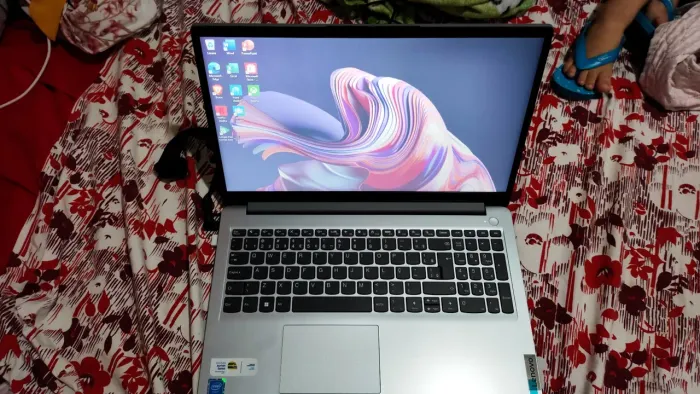 Vendo notebook Lenovo
