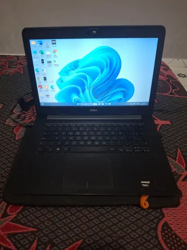 Notebook Dell i7 8gb com processador de vídeo