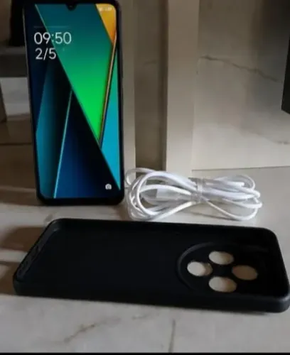 Poco c75 