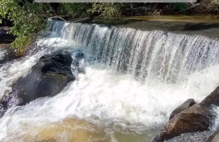 TERRENO DE 40.000M² COM CACHOEIRA.