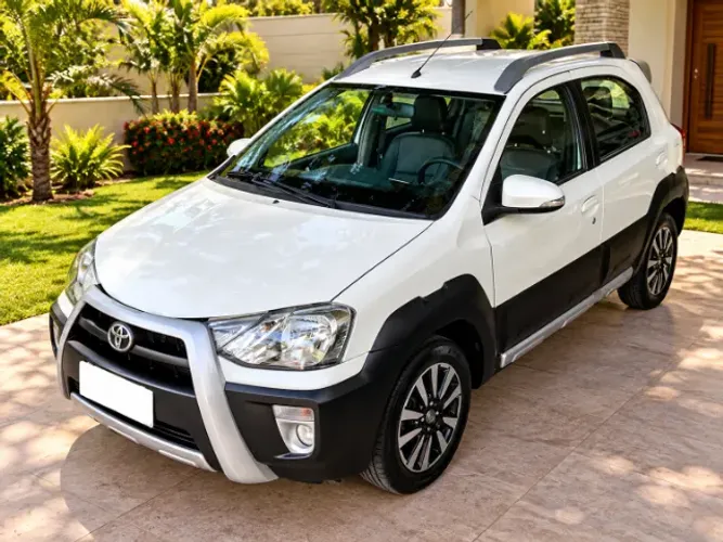 Toyota Etios Cross 1.5 Flex 16V 5P Mec. 2015