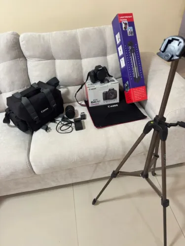 Kit Câmera Canon EOS Rebel SL2 (seminova)