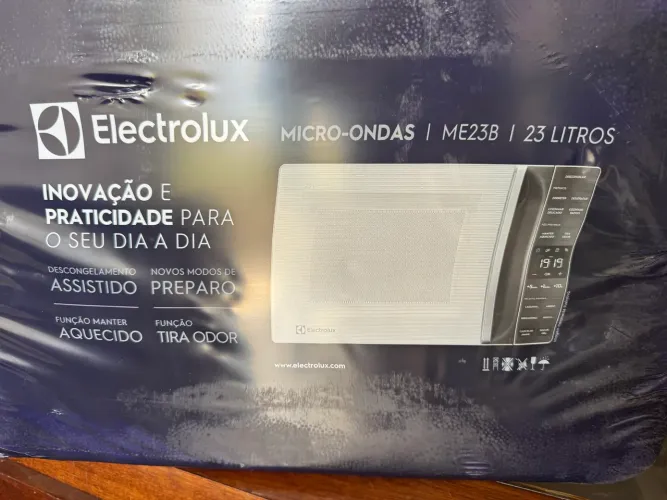 Microondas Electrolux 23L Branco Efficient ME23B NOVO LACRADO
