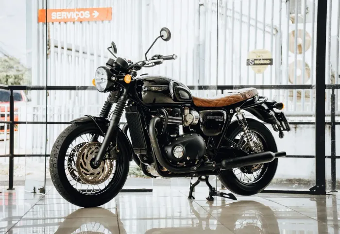 Triumph Bonneville T120 Black (2018)