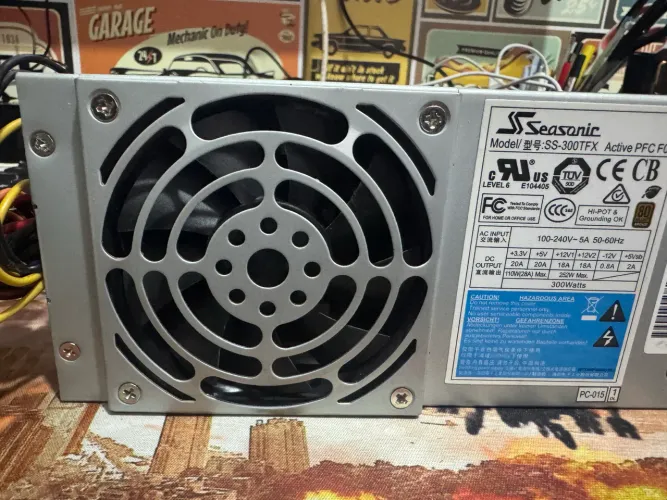 Fonte 80 plus seasonic 300w