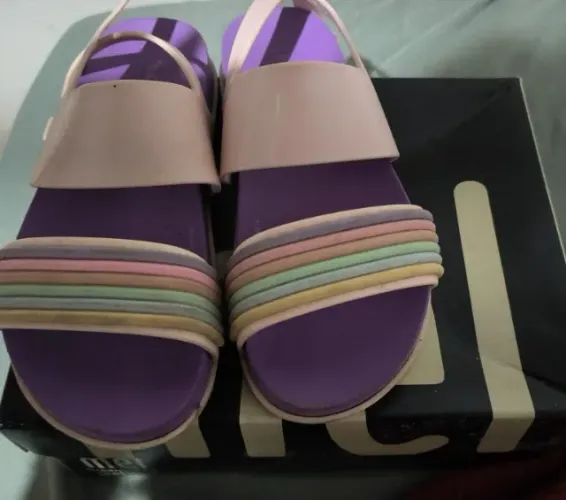Mini Melissa Cosmic Sandal II (versão Arco-Íris)