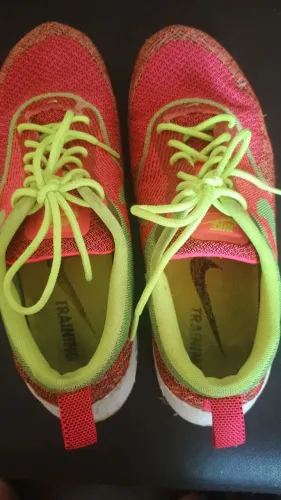 Tênis Nike Air Max Thea