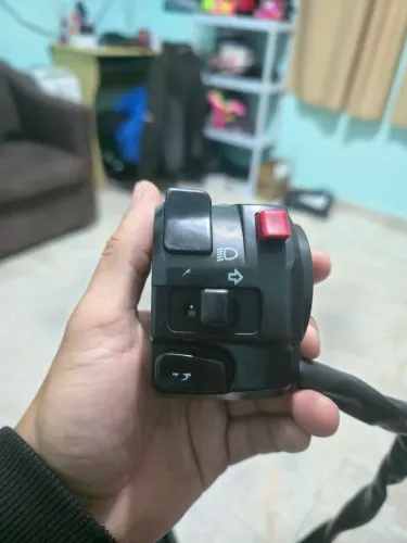 Punho de luz esquerdo z800 original (avaria)
