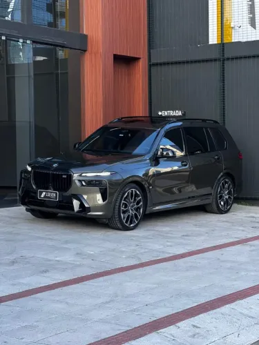 BMW X7 M60i 4.4 V8 Bi-TB Aut.(híbrido) 2025