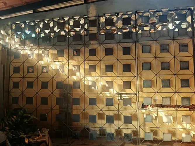 PORTÃO PARA GARAGEM DE FERRO