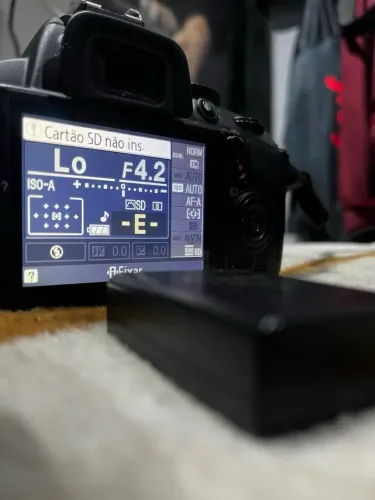 Nikon d3100 com lente 18-55