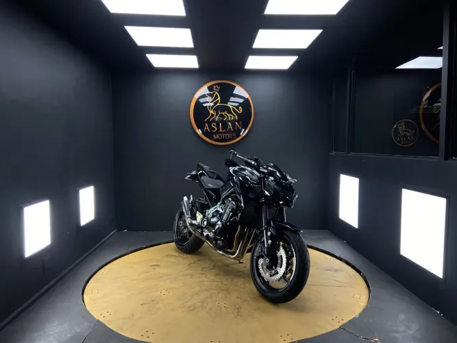 Kawasaki Z900 2018